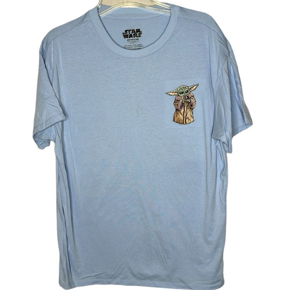 Star Wars Licensed Baby Yoda Embroidered Graphic T-Shirt. Size Junior XL 15-17).